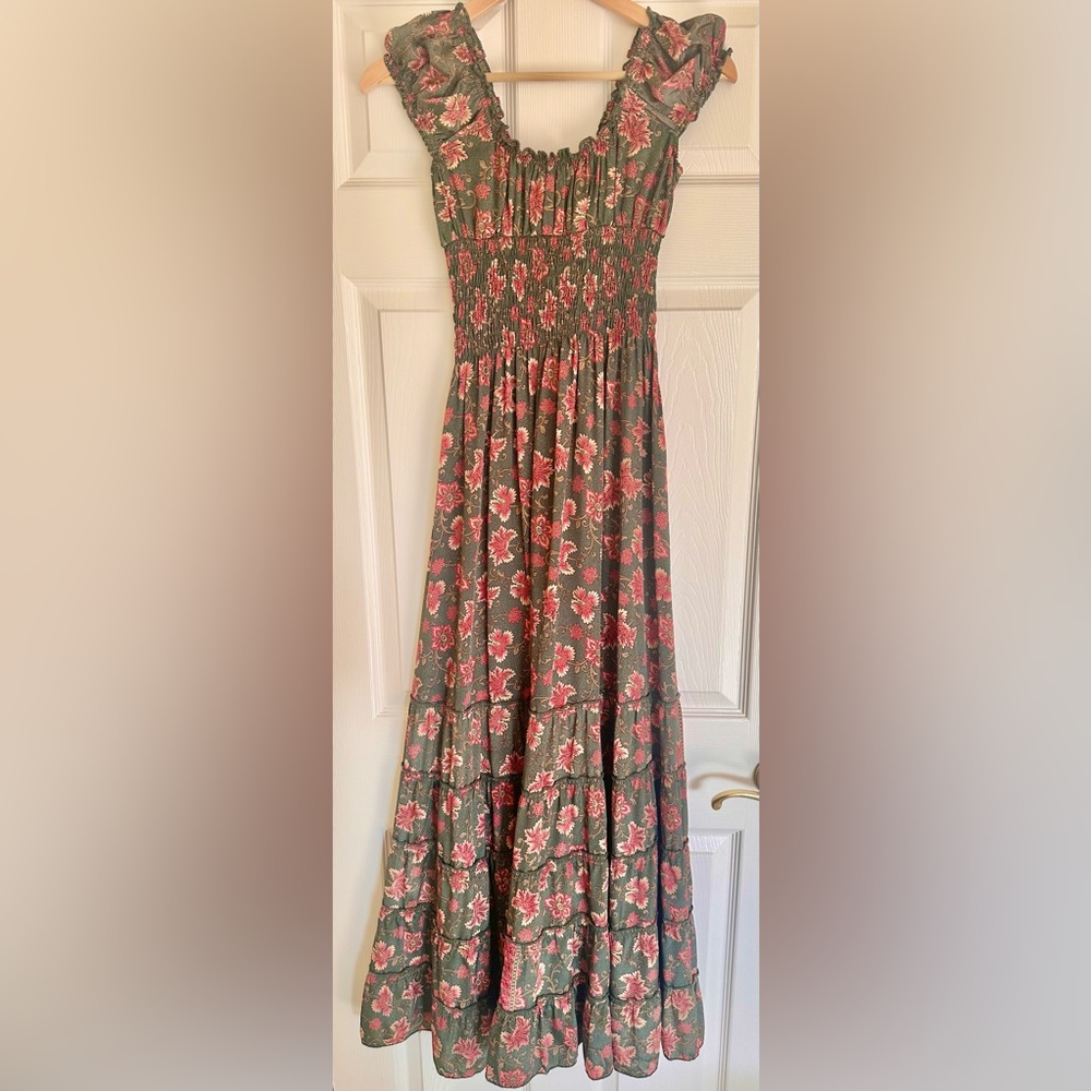 CIENNA Floral Maxi Dress Boho Smocked Waist Short Sleeve V-Neck Silk Blend M - Picture 5 of 6
